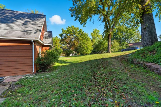 109 Diamond Hill Court, Hollister, MO 65672