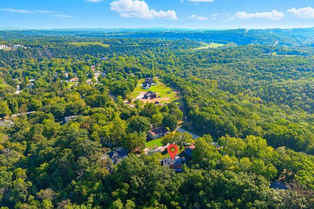 109 Diamond Hill Court, Hollister, MO 65672