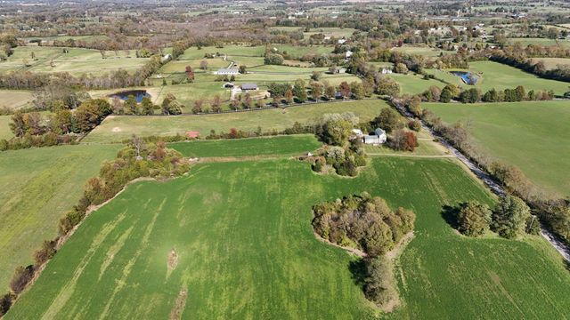 4835 Stewart Road, Lexington, KY 40516