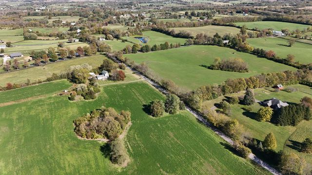 4835 Stewart Road, Lexington, KY 40516