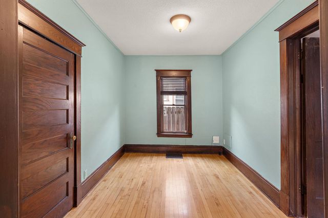 3944 17th Avenue S, Minneapolis, MN 55407
