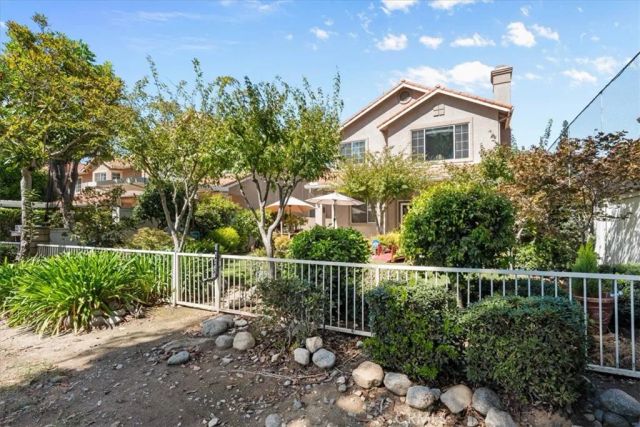 1464 Augusta, Upland, CA 91786
