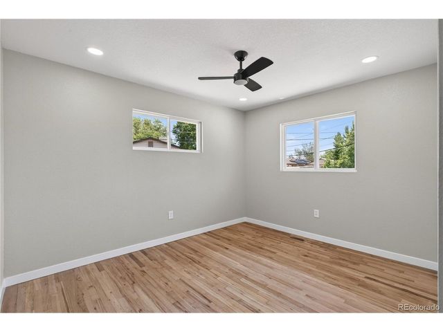 9200 Aspen Dr, Denver, CO 80229