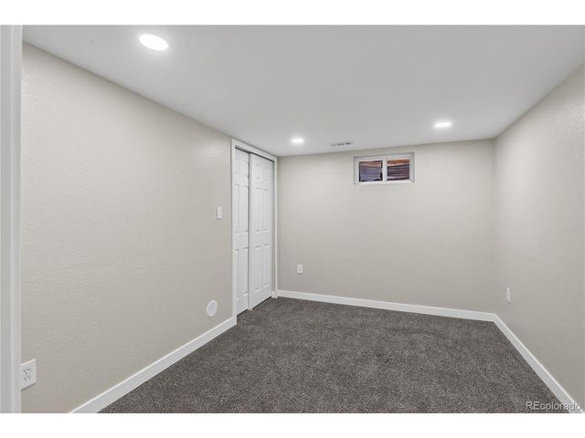 9200 Aspen Dr, Denver, CO 80229