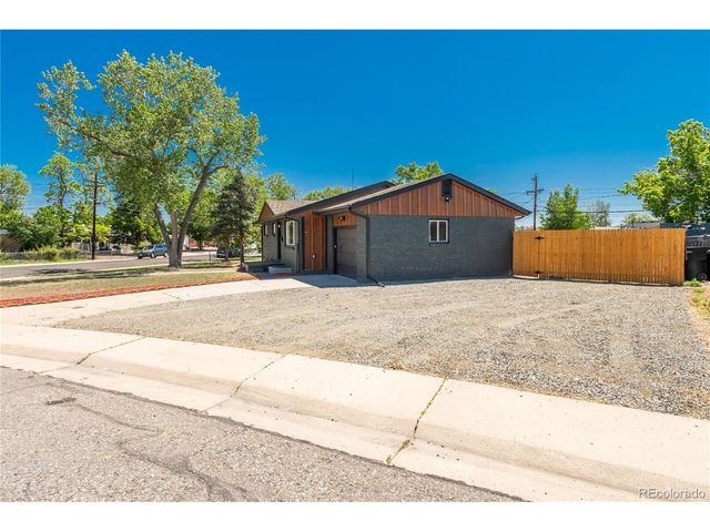 9200 Aspen Dr, Denver, CO 80229