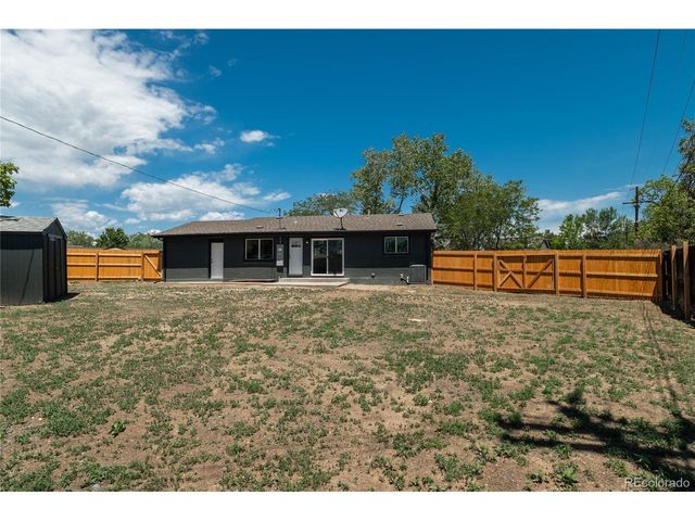 9200 Aspen Dr, Denver, CO 80229