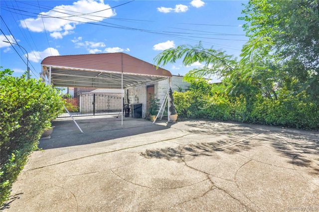 130-01 227th Street, Laurelton, NY 11413