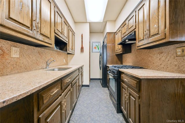 130-01 227th Street, Laurelton, NY 11413