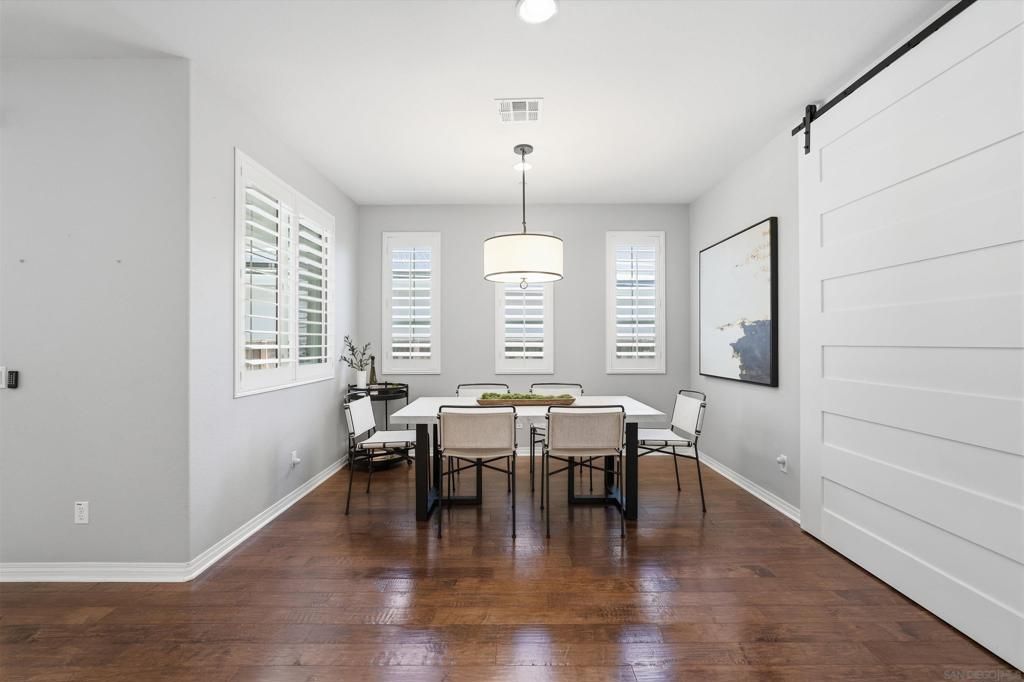 Image 10 of property listing at 6637 Brookite CT, Carlsbad, CA 92009