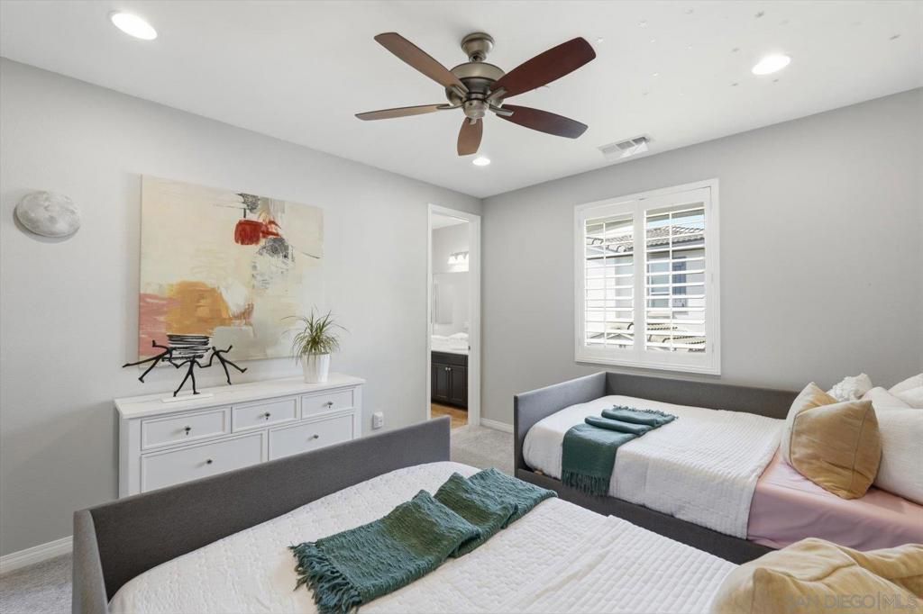 Image 29 of property listing at 6637 Brookite CT, Carlsbad, CA 92009