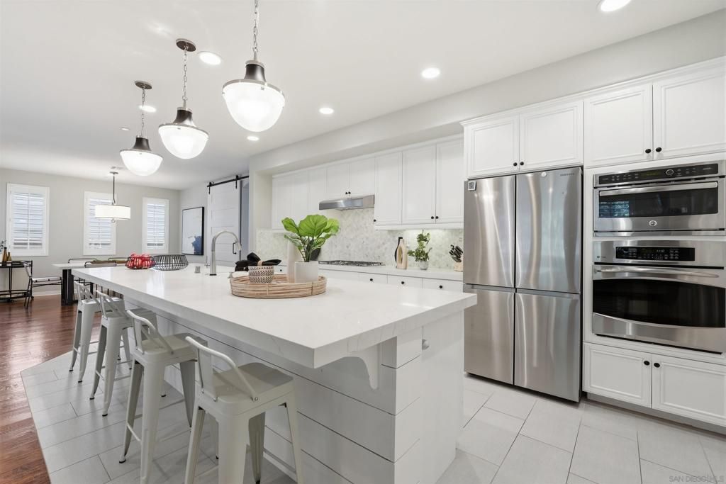 Image 6 of property listing at 6637 Brookite CT, Carlsbad, CA 92009