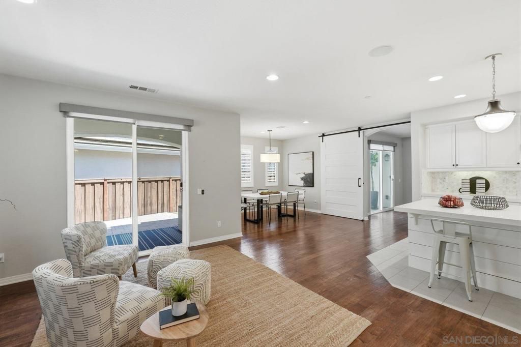 Image 9 of property listing at 6637 Brookite CT, Carlsbad, CA 92009