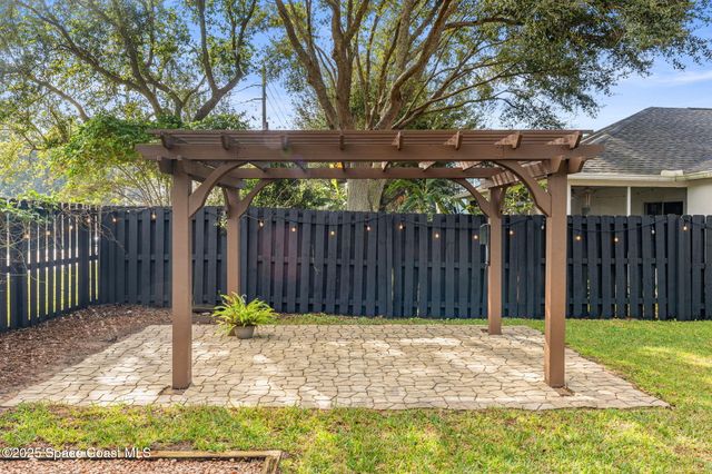 2013 Sorento Circle, Melbourne, FL 32904