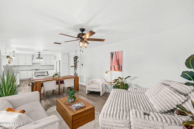 2013 Sorento Circle, Melbourne, FL 32904