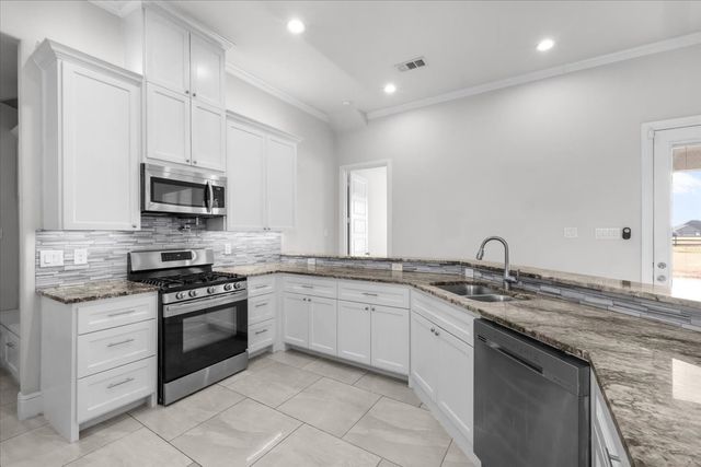 6028 Berry Ridge Lane, Joshua, TX 76058