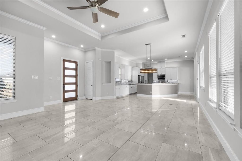 6028 Berry Ridge Lane, Joshua, TX 76058 — photo 2
