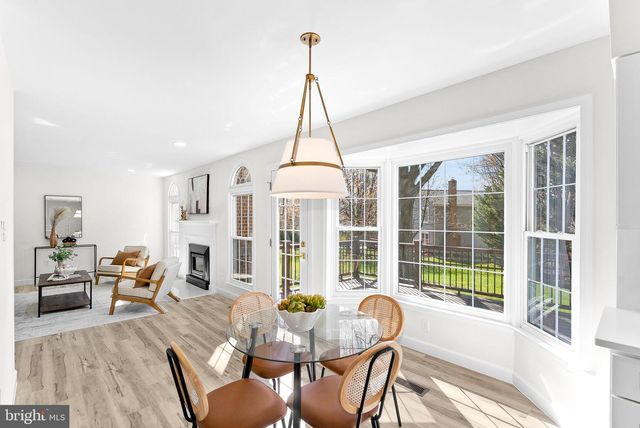 13208 TUCKAWAY DR, Herndon, VA 20171