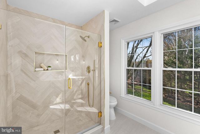 13208 TUCKAWAY DR, Herndon, VA 20171