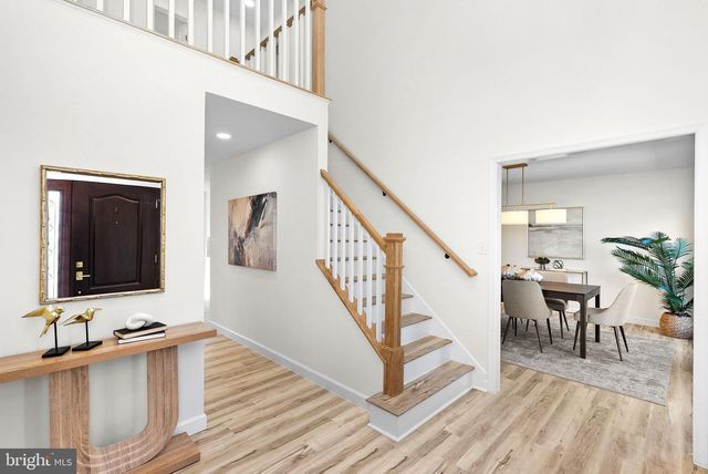 13208 TUCKAWAY DR, Herndon, VA 20171