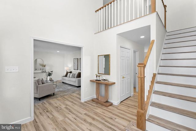 13208 TUCKAWAY DR, Herndon, VA 20171