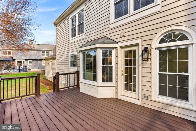 13208 TUCKAWAY DR, Herndon, VA 20171