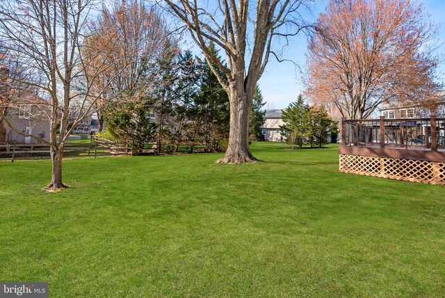 13208 TUCKAWAY DR, Herndon, VA 20171