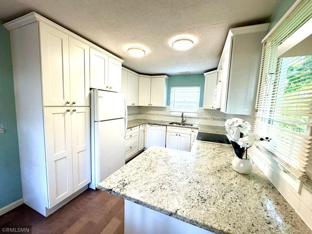 5011 Vera Cruz Avenue N, Crystal, MN 55429