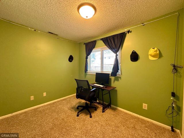 5011 Vera Cruz Avenue N, Crystal, MN 55429