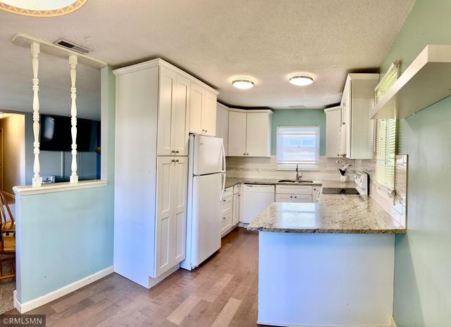 5011 Vera Cruz Avenue N, Crystal, MN 55429