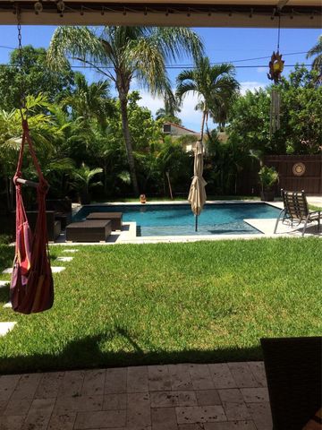 1126 Lincoln Street, Hollywood, FL 33019