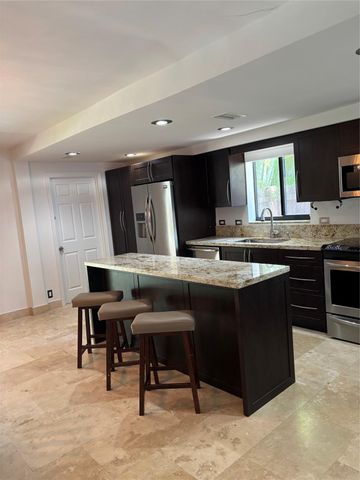 1126 Lincoln Street, Hollywood, FL 33019