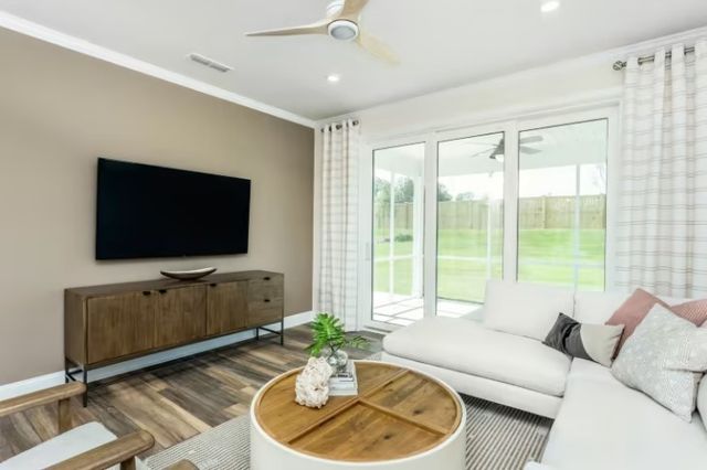 424 Sharp Way, Murfreesboro, TN 37128