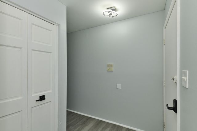 1320A Lore Lane 101, Lombard, IL 60148