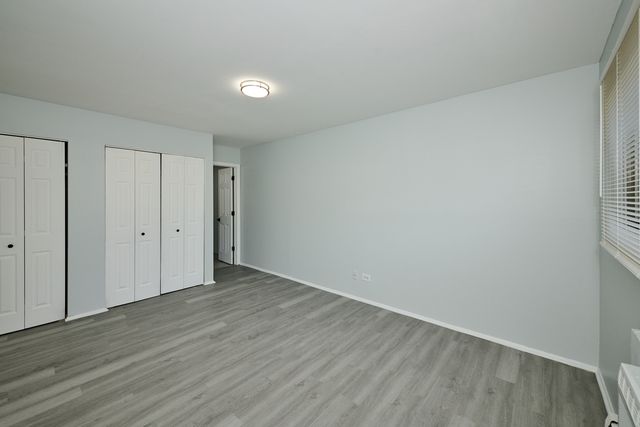 1320A Lore Lane 101, Lombard, IL 60148