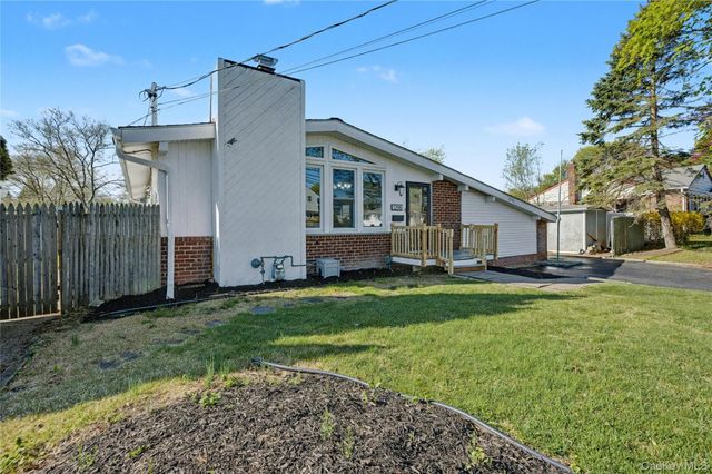 1298 Pulaski Road, East Northport, NY 11731