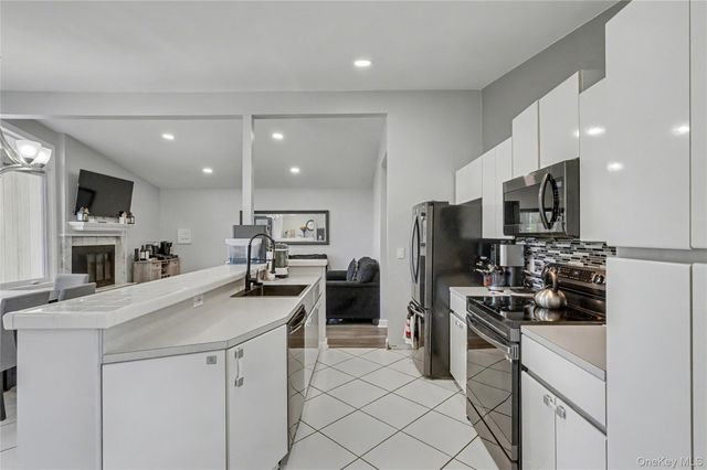 1298 Pulaski Road, East Northport, NY 11731