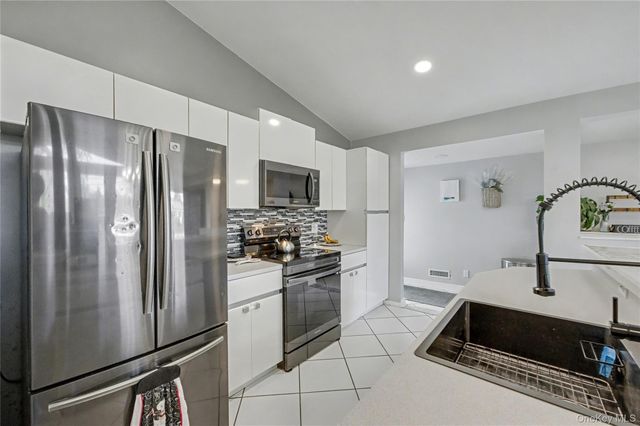 1298 Pulaski Road, East Northport, NY 11731