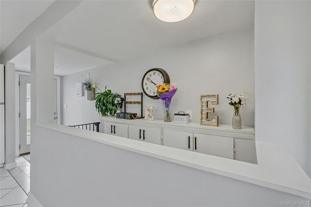 1298 Pulaski Road, East Northport, NY 11731