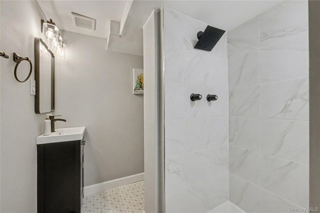 1298 Pulaski Road, East Northport, NY 11731