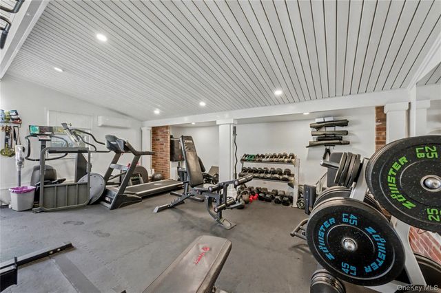 1298 Pulaski Road, East Northport, NY 11731