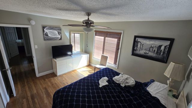 231 NE 20th Avenue, Pompano Beach, FL 33060