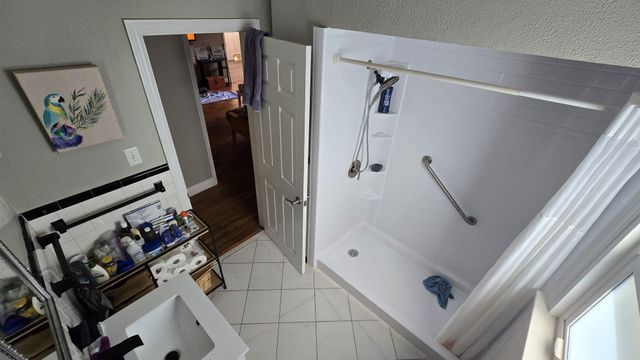 231 NE 20th Avenue, Pompano Beach, FL 33060