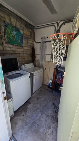 231 NE 20th Avenue, Pompano Beach, FL 33060