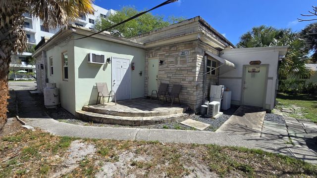 231 NE 20th Avenue, Pompano Beach, FL 33060