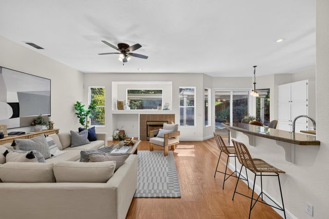 1337 Blough Way, Folsom, CA 95630
