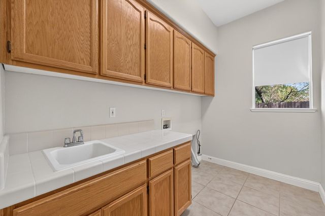 1337 Blough Way, Folsom, CA 95630
