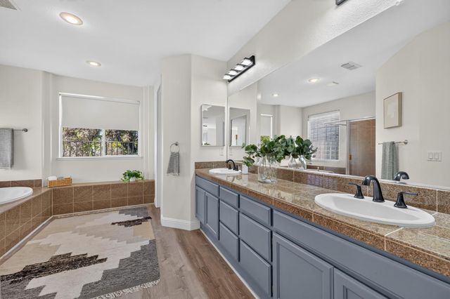 1337 Blough Way, Folsom, CA 95630