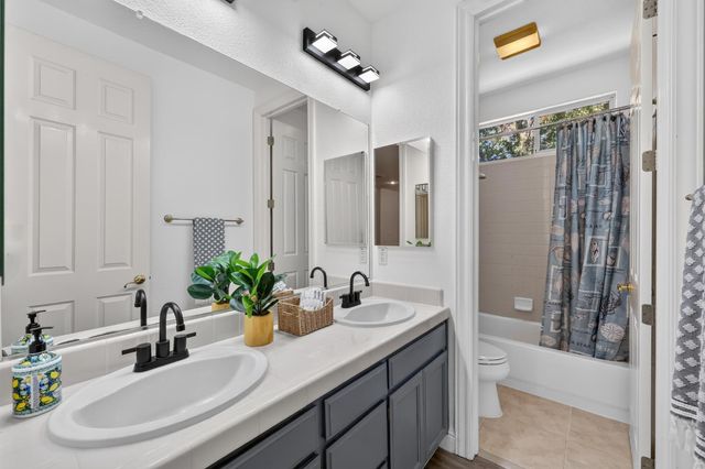 1337 Blough Way, Folsom, CA 95630