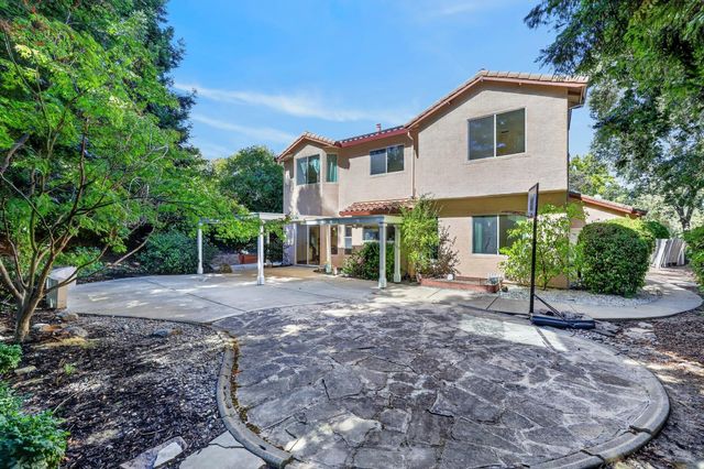 1337 Blough Way, Folsom, CA 95630