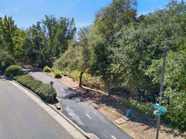 1337 Blough Way, Folsom, CA 95630
